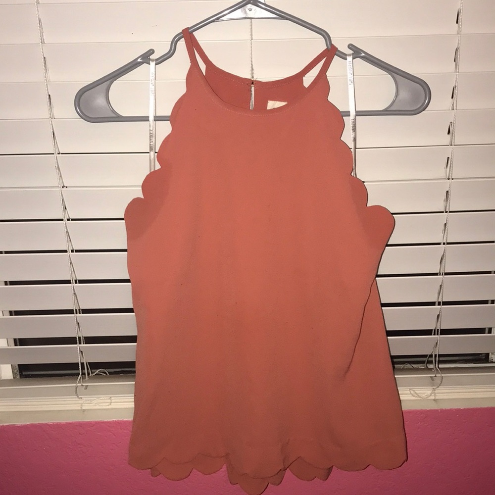 Rusty orange tank top with scalloped edges